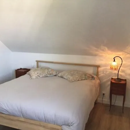 Privatif Etage Maison - 2 - 5 Couchages - Jardin Apartment *