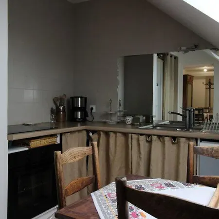 Apartment Privatif Etage Maison - 2 - 5 Couchages - Jardin